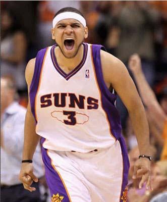 厉害(为霍华德出头的杜德利:三分一流但脾气暴躁,因此湖人不重用他)