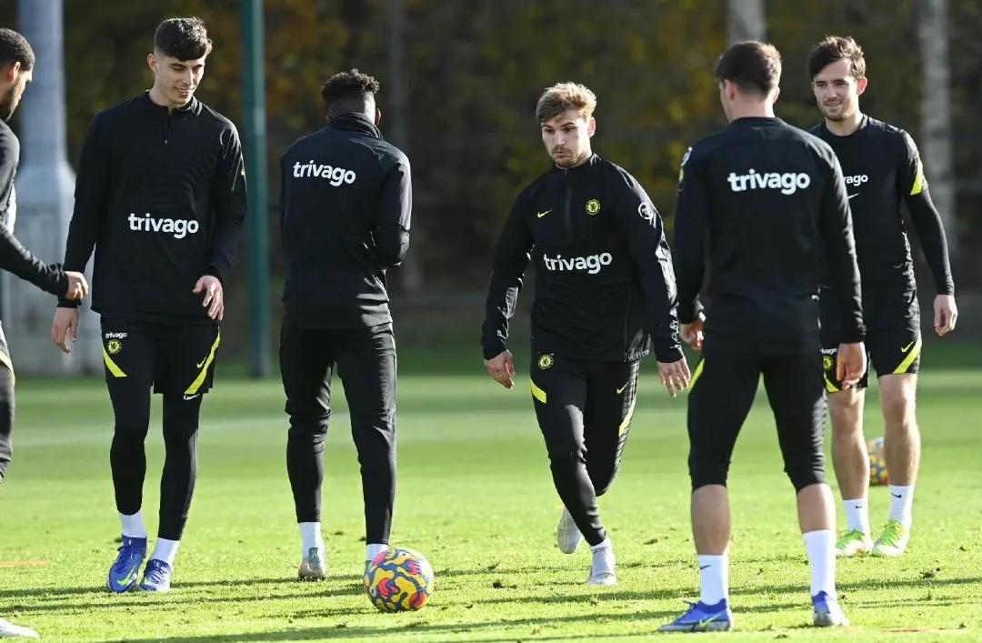 切尔西vs莱斯特城免费视频直播（英超第十二轮莱斯特城VS切尔西(周末福利：不用熬夜啦！)）