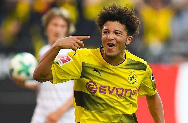 瓜迪奥拉未对后者开发（马特乌斯开始就看出桑乔拥有“小罗潜质”，瓜迪奥拉未对后者开发）