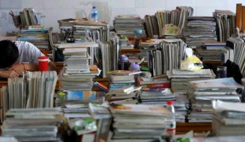 高考出现“神仙卷面”，字迹工整漂亮，朴实无华而兼纳乾坤