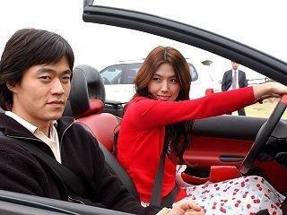 女星被迫陪高管“多人运动”，遭虐待8小时，最终在衣柜上吊自杀