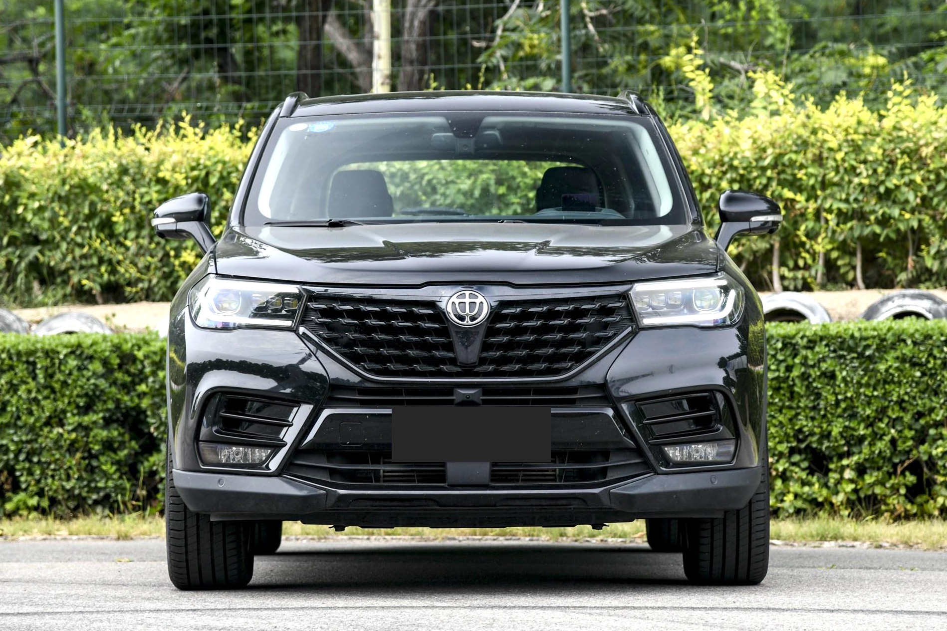 体验华晨中华v7 1.8t运动版