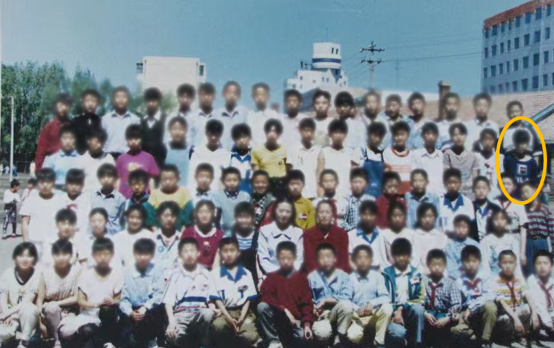 FILA走红东北之谜：为什么范德彪20年前就穿上了斐乐？