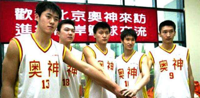 中国nba哪些球员有戒指(回顾孙悦生涯！首拥双冠，男篮最有天赋的后卫，妻子美貌退役幸福)