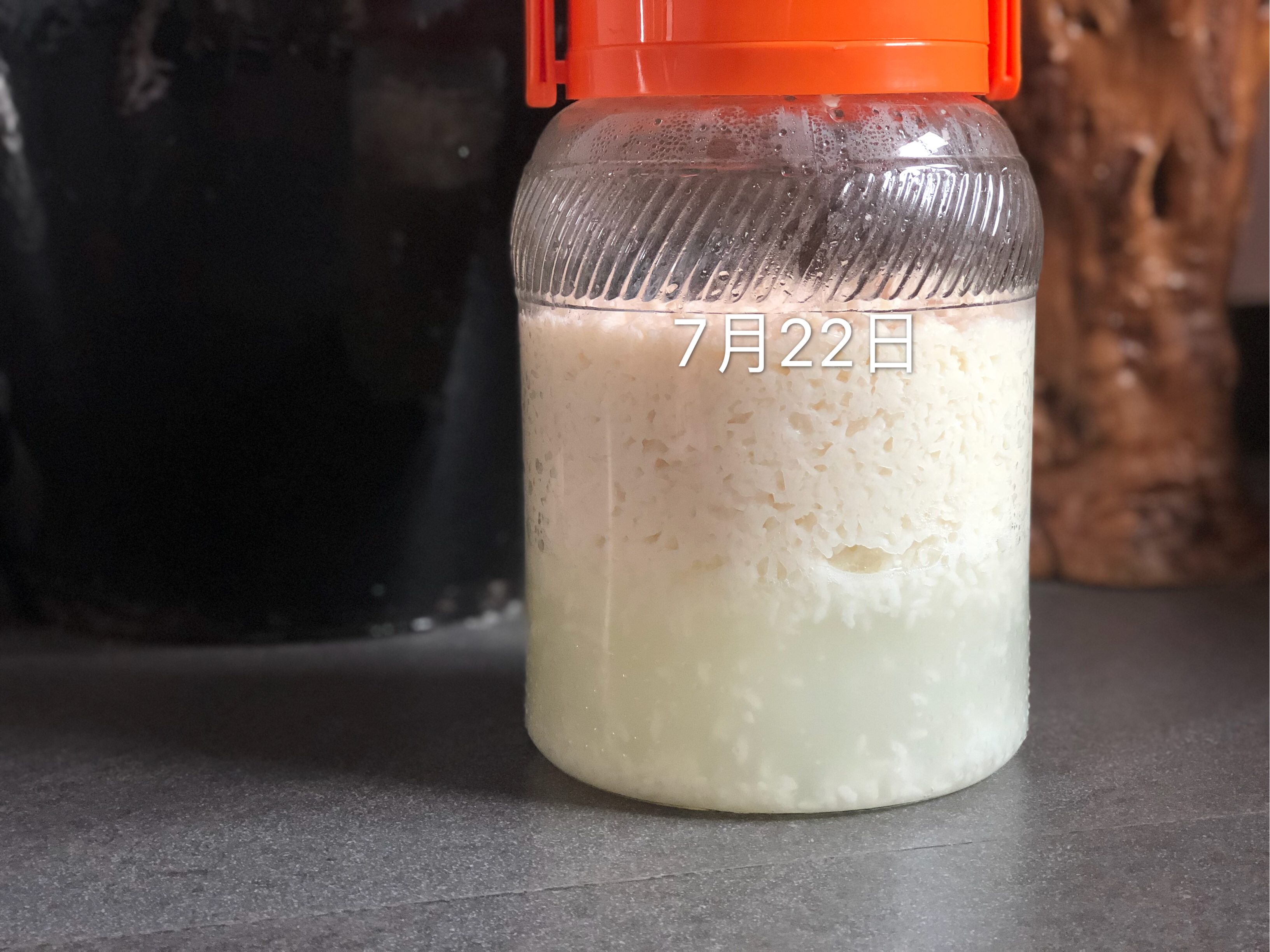 这就是自酿米酒（醪糟）最详细的做法，没有之一，现在做温度正好