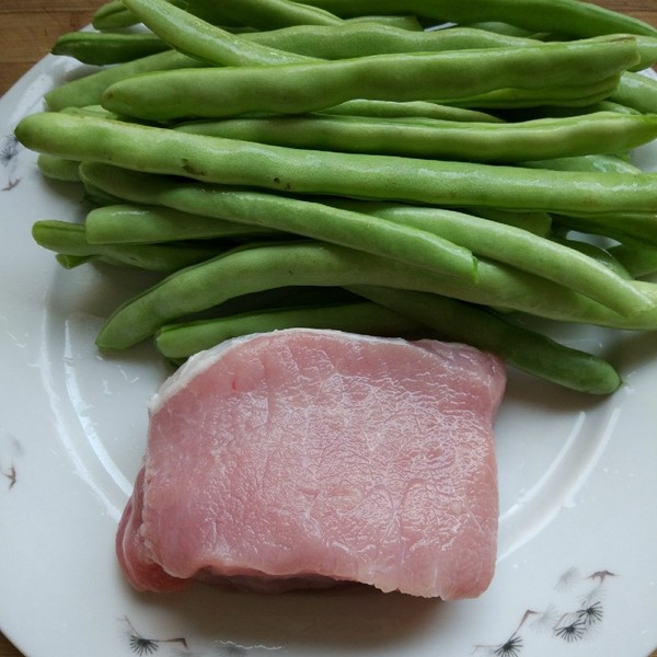 这菜一年到头都能吃，补钙比牛奶还强，再贵也值得给孩子吃