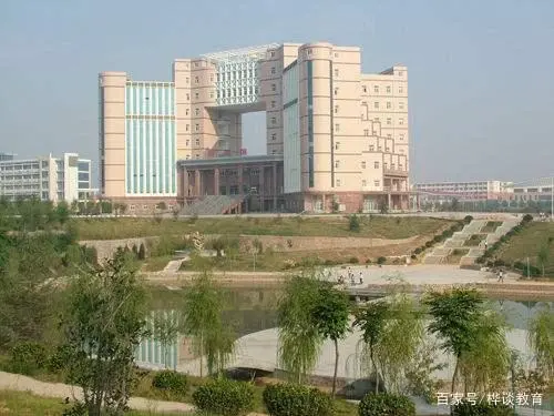 两所400多分就可录取、公办二本院校，性价比很高，值得报考！