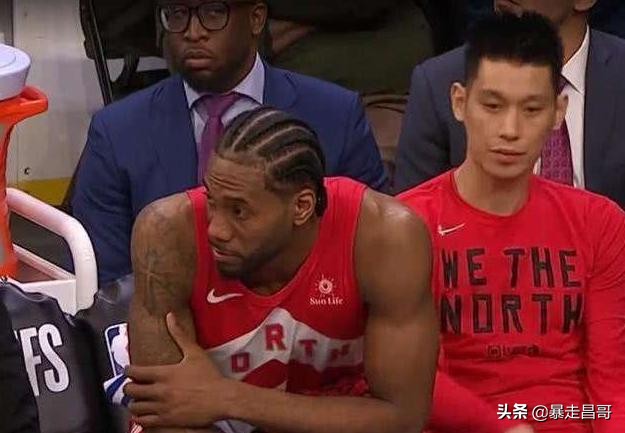 籃球比賽替補席座位有多少個（NBA一個不為人注意的地方，NBA替補席）