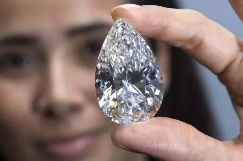 50分的钻石比40分贵一倍？珠宝专家：没毛病