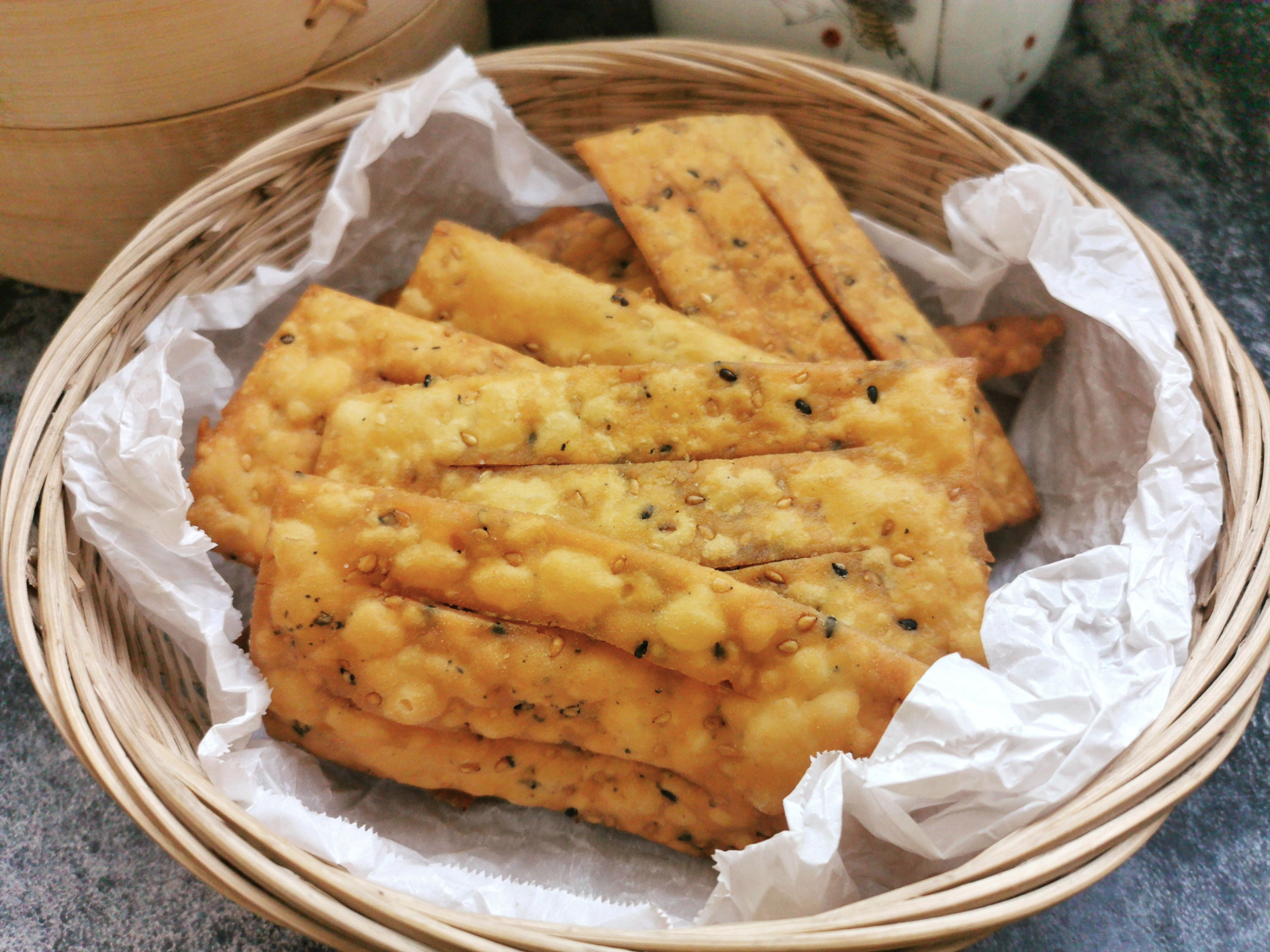 年味小吃炸麻叶,比油条好吃,比馓子简单,焦香酥脆倍儿好吃