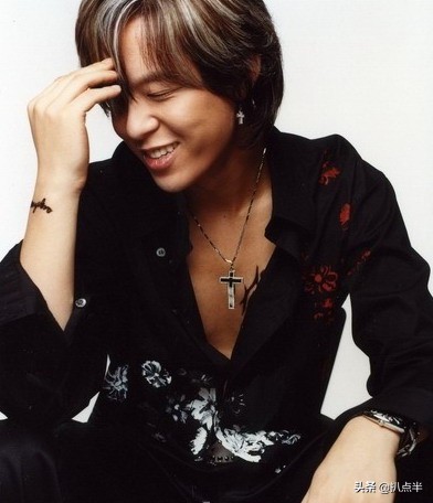 初代男团H.O.T解散之后：有人糊了又糊，有人早已退圈…