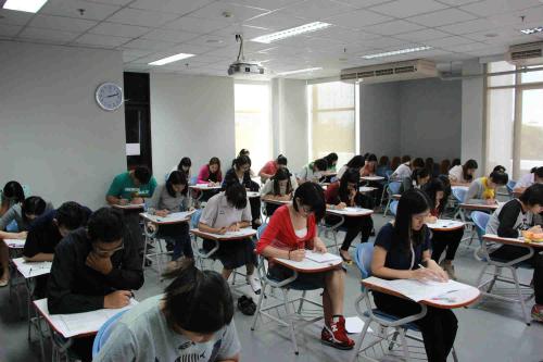 让大学生“闻风丧胆”的考试，上岸过程困难重重，你经历过几个？