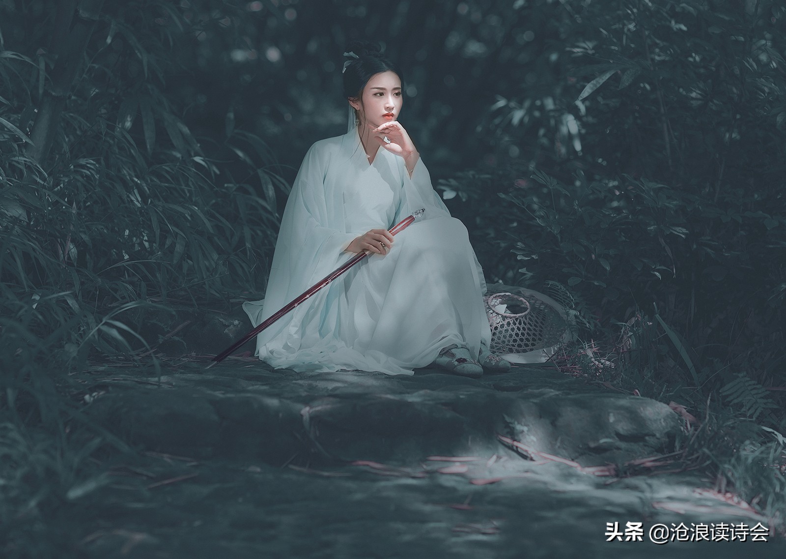 字字推敲读经典，王维写隐士傲岸不羁，让人神往，真不愧盛唐气象