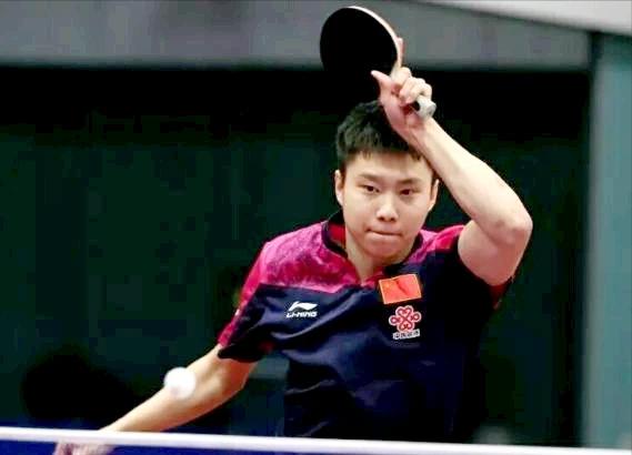 国乒23岁世界冠军6战5败,遭20岁小将剃光头,又输19岁选手)_十大足球