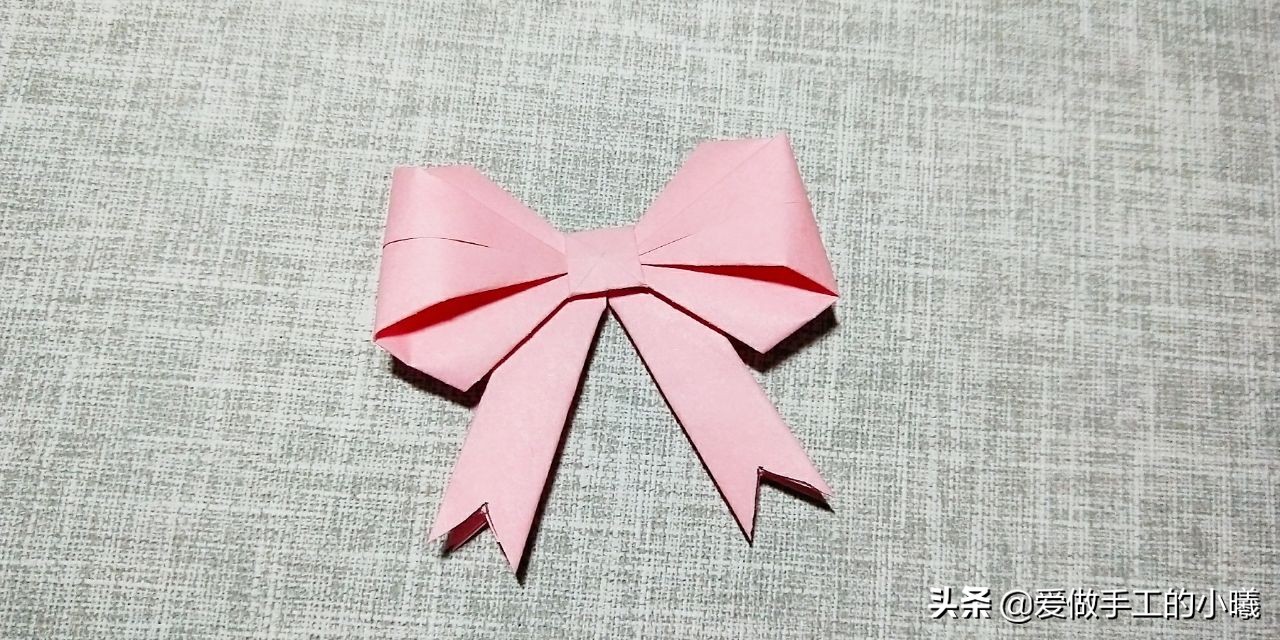 漂亮的蝴蝶结折纸，简单易学，用来做装饰不错呦