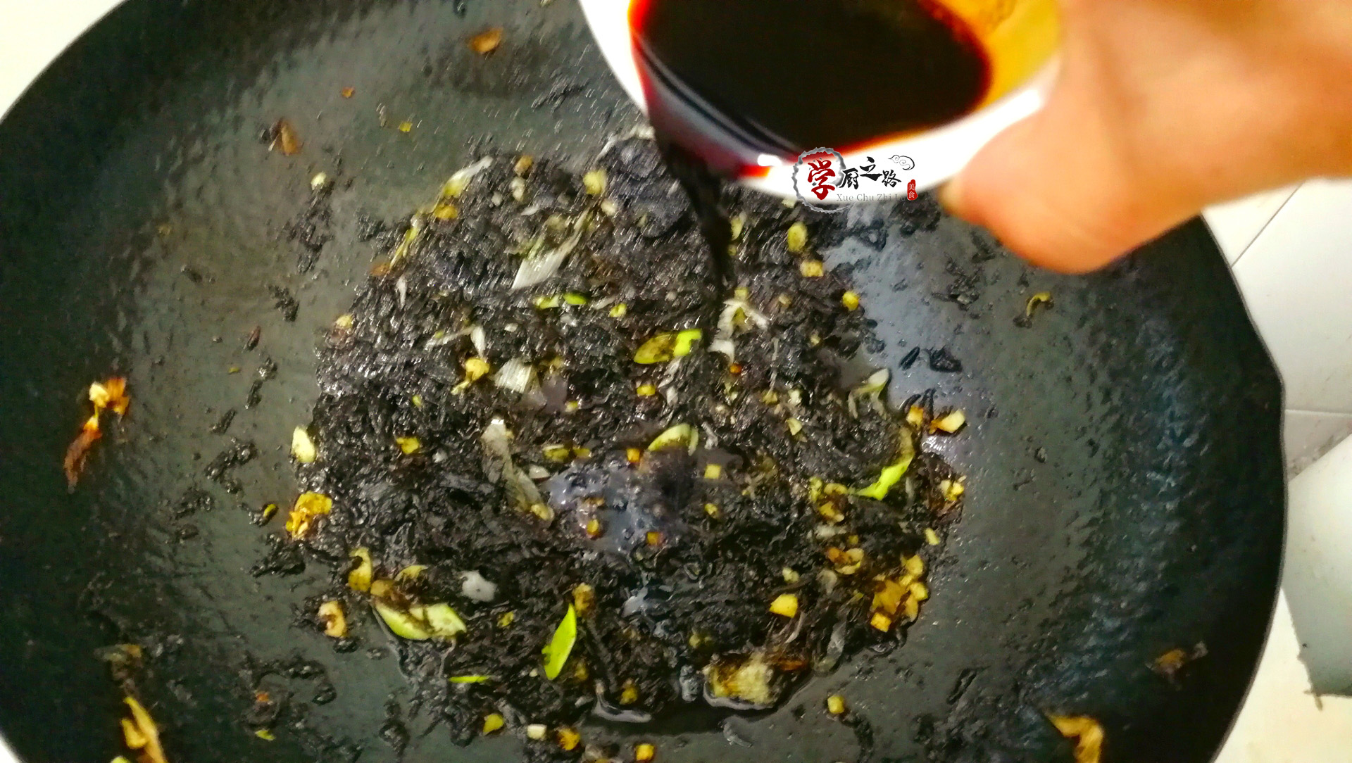 烧白和梅菜扣肉的区别（详解2道菜式的本质区别）