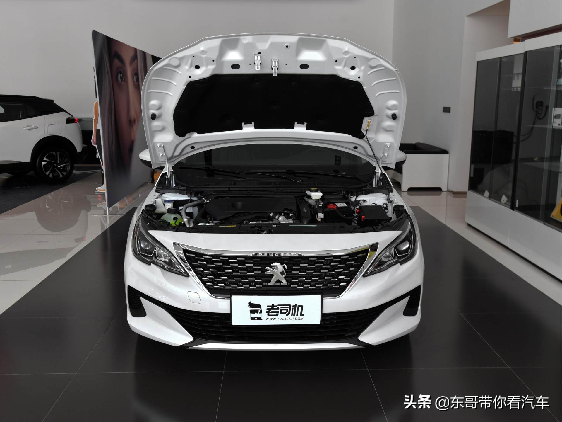 有娃后的第一台车，空间大油耗低，法系居家小车，实拍标致408