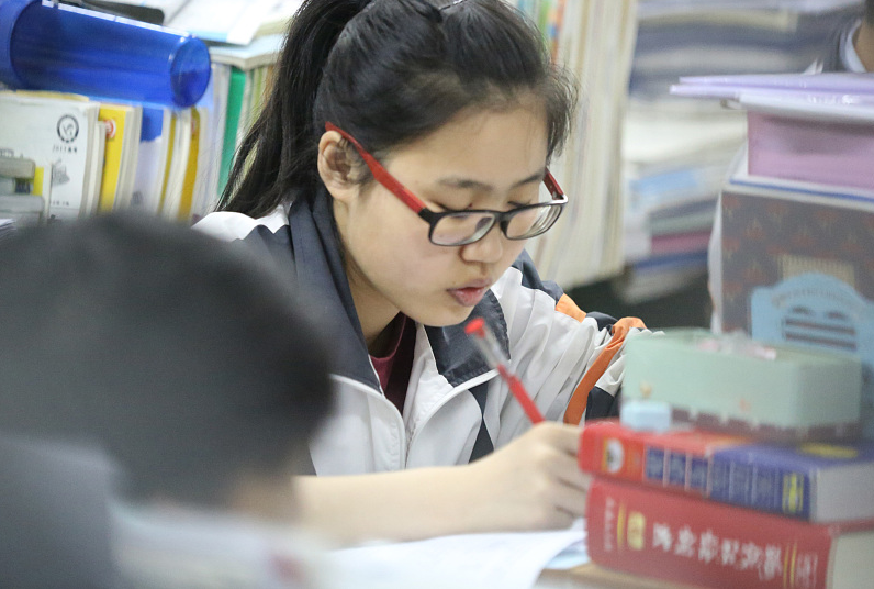 多省高中禁止招收复读生，学生一考定终身？真实情况并非如此
