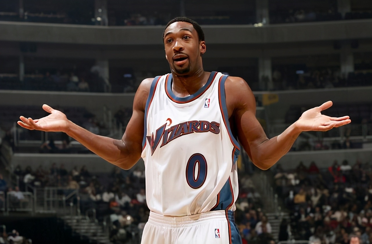 喬丹十佳球永恒的經典（NBA史上最經典的10粒絕殺球，你更喜歡哪一個呢？）