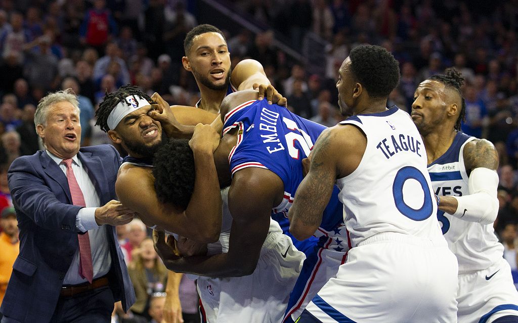 nba犯规总数包括哪些(揭开神秘面纱，NBA中的罚款明细和金额，是球队付还是球员付？)