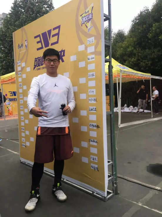 惊艳亮相！陕西高颜值“辅导员天团”来袭，都是男神女神