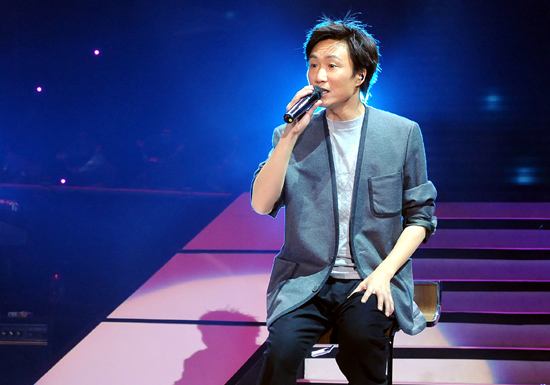 郑中基：轻松虏获阿Sa的心以为手段高明，妄自菲薄终自毁名声