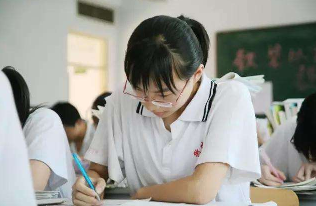 从末流二本到北京211，我怎么利用高考最后两周逆袭为高考黑马？