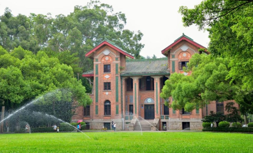 全国医学院排名出炉，首医大表现很亮眼，北大医学部无缘榜首