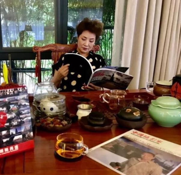 演公关小姐、铁木真母亲的萨仁高娃，抵押房子开戒毒所，她图什么