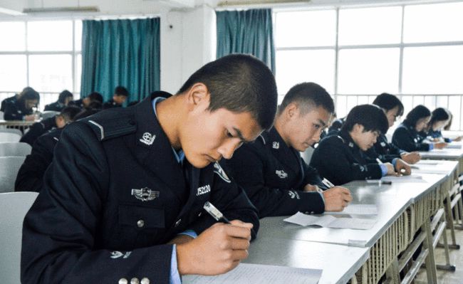 江苏警官学院公布投档线，物理政治组合较为“吃香”，学生可参考