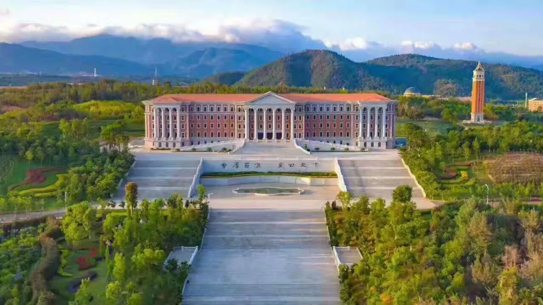 云南面积最大的五所高校