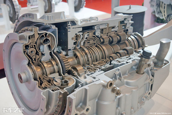 同样是法士特变速箱,为什么斜齿比直齿更贵?