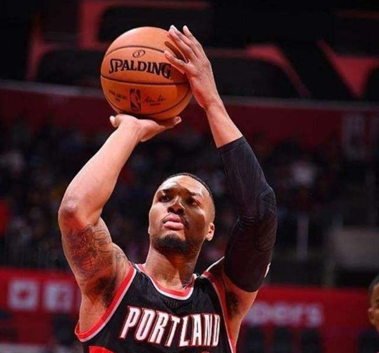 为什么nba不投三分(投不进怪球？换球之后NBA新赛季三分命中率创23年来新低)