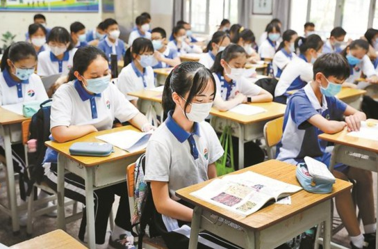 “入学吉大，我好痛苦”，大学生真实吐槽学校，却被说凡尔赛