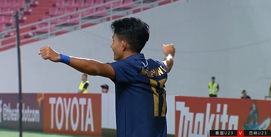 国足捏把汗！泰国17岁小梅西U23亚洲杯1V2破门，曾在亚冠羞辱国安