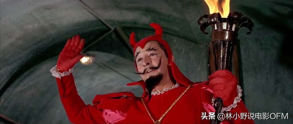 《虎口脱险》斗鸡眼小兵啥来头?指挥娶了哪位名媛?细说经典幕后