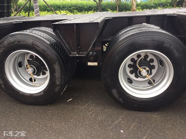 不同的半挂车该用什么轮胎,你知道吗?