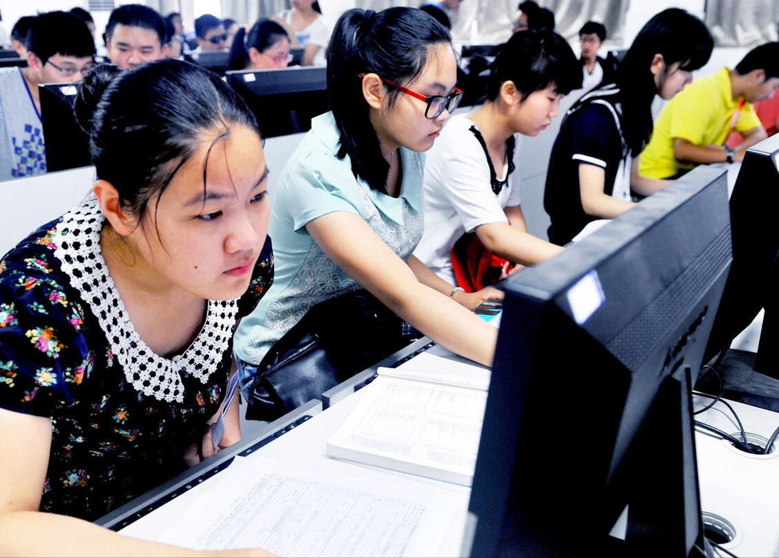 敢用“中央”命名的二本大学，能考上的学生很有福，未来前景很好