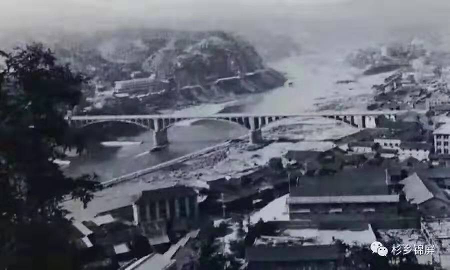 从“清清白白”到“六清一白”，这个小县教育为什么这么牛？