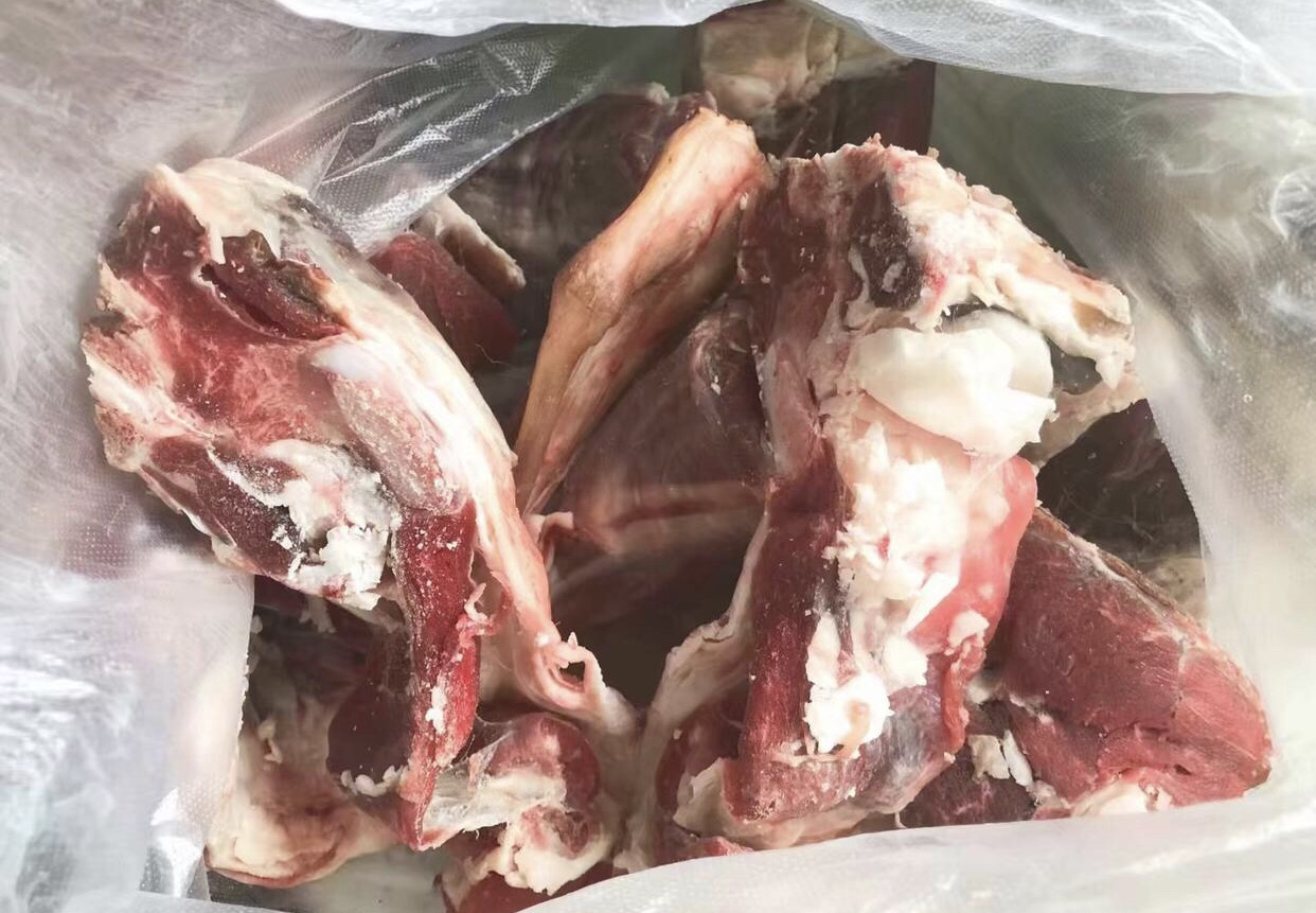 炖羊肉，别再放香料了，只放这2样，不膻不腥，冬天喝更滋补