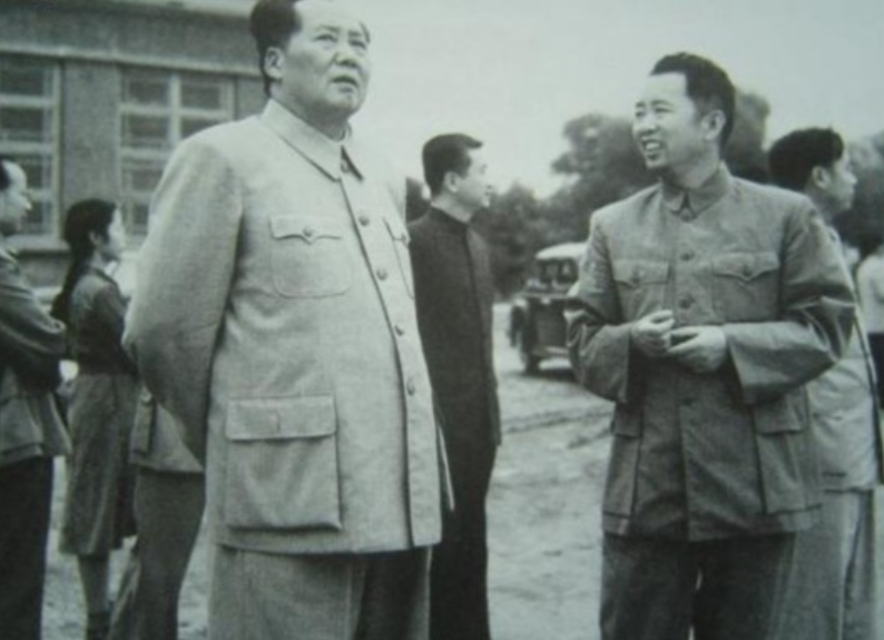 1952年，聂荣臻告状奸商荼毒志愿军，毛主席大怒，中央亲令调查