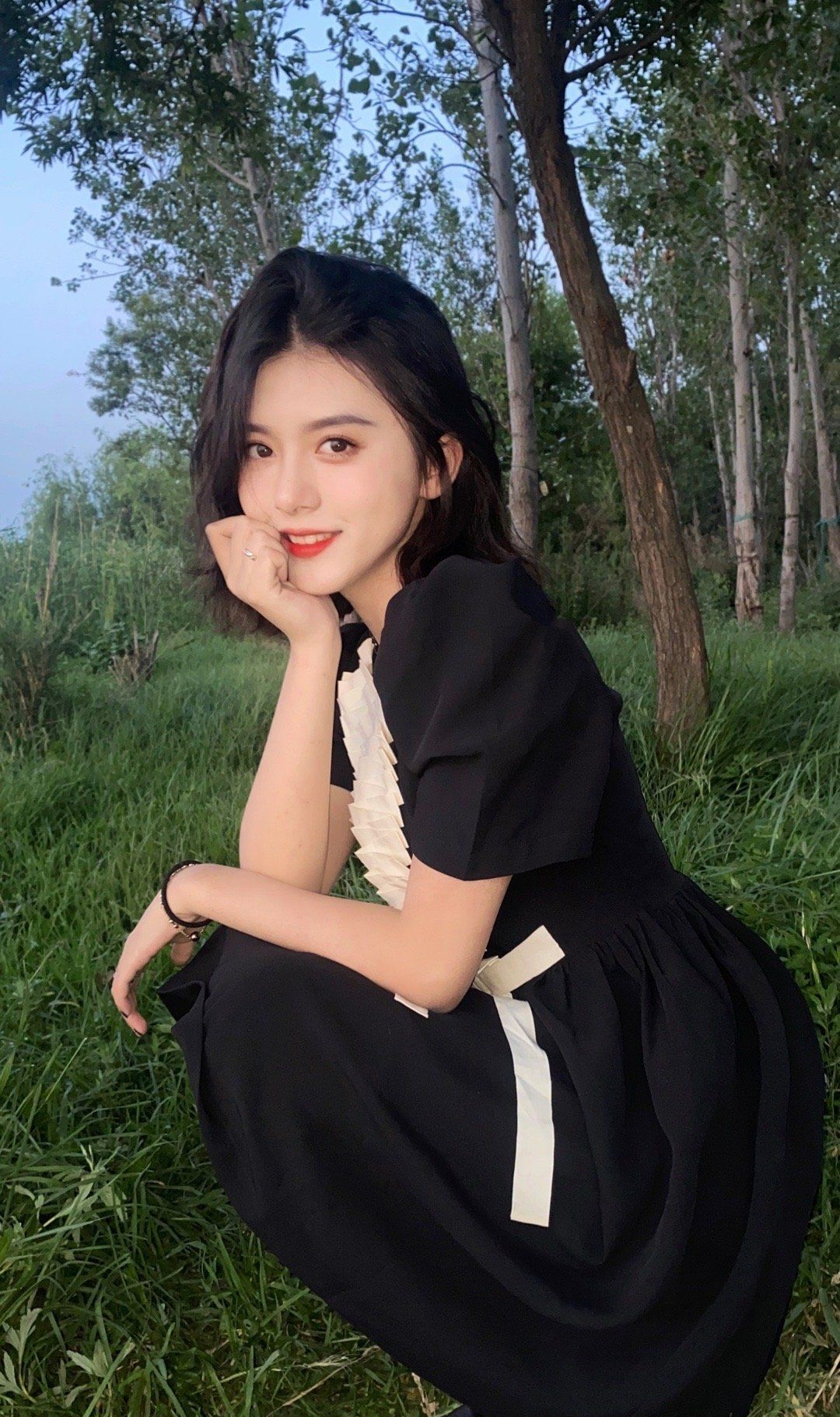 2021年“新校花”来袭！颜值神似高圆圆，网友反驳：差太多了