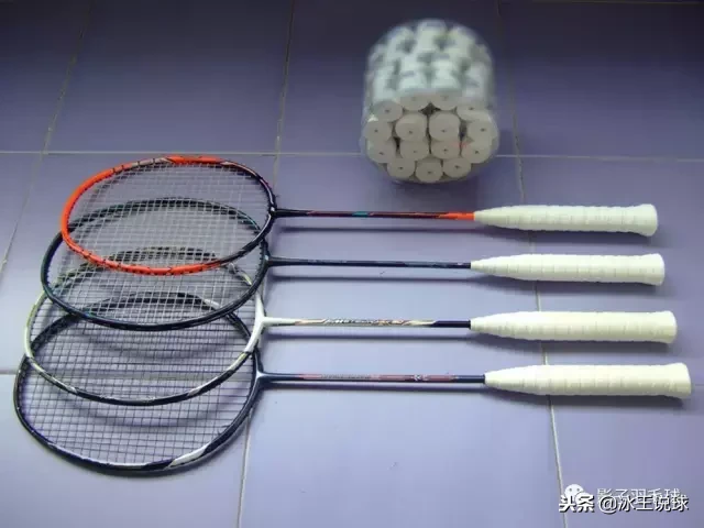 羽毛球手胶封口条怎么缠(YONEX/李宁/胜利/威臣/极限等6款手胶的用后感（影子出品）)