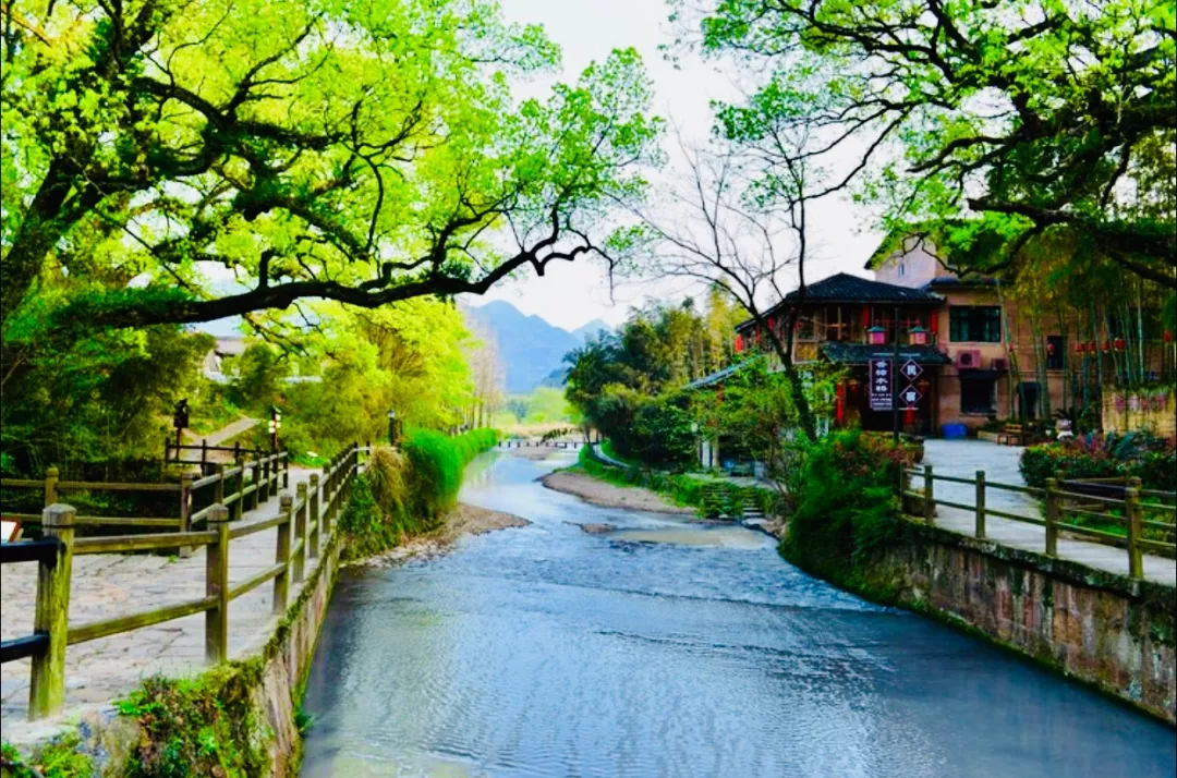 最适合11月份去的12个地方,挑上一个,住个三五天,治愈疲惫的心