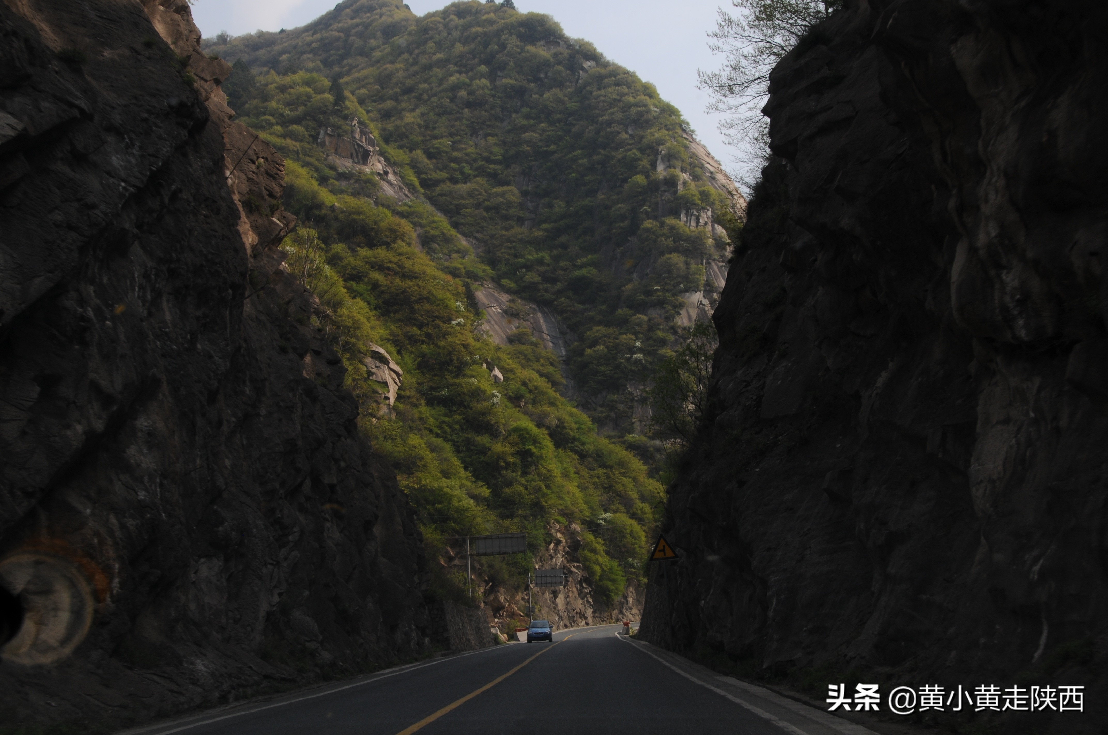 秦岭“流峪 蓝峪”穿越，一次自驾探访两条峪谷的风光，一天就够