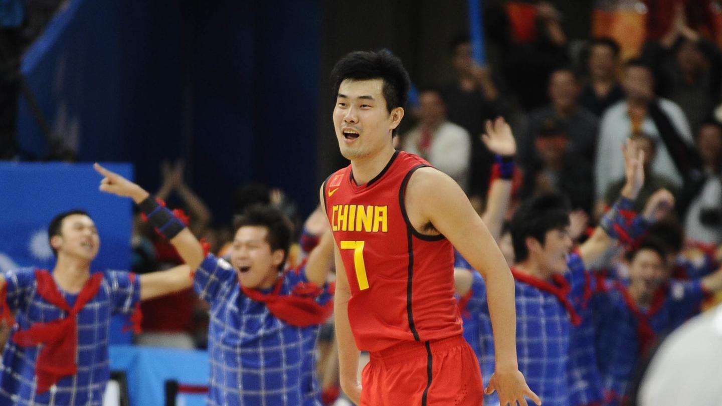 中国nba评论员有哪些（超越苏群杨毅！中国篮球新第一评论员诞生 靠敢说实话走红？）