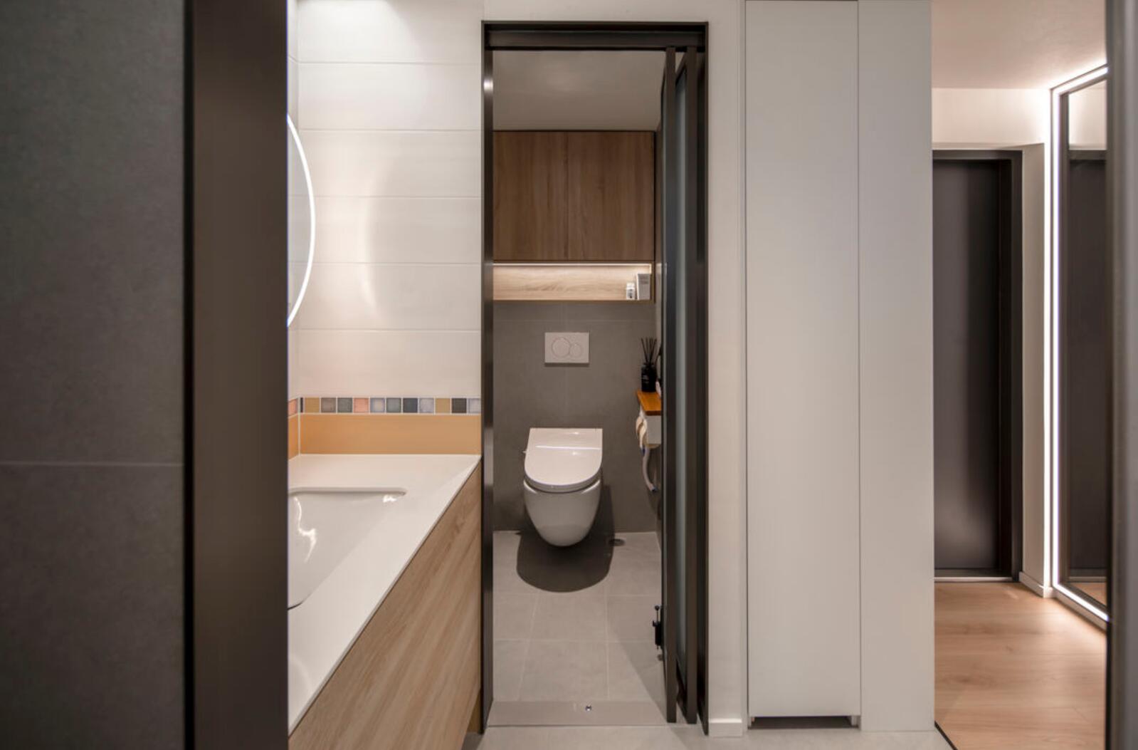 长方形卫生间，建议做“三分离设计”，入住后，才知道有多好用