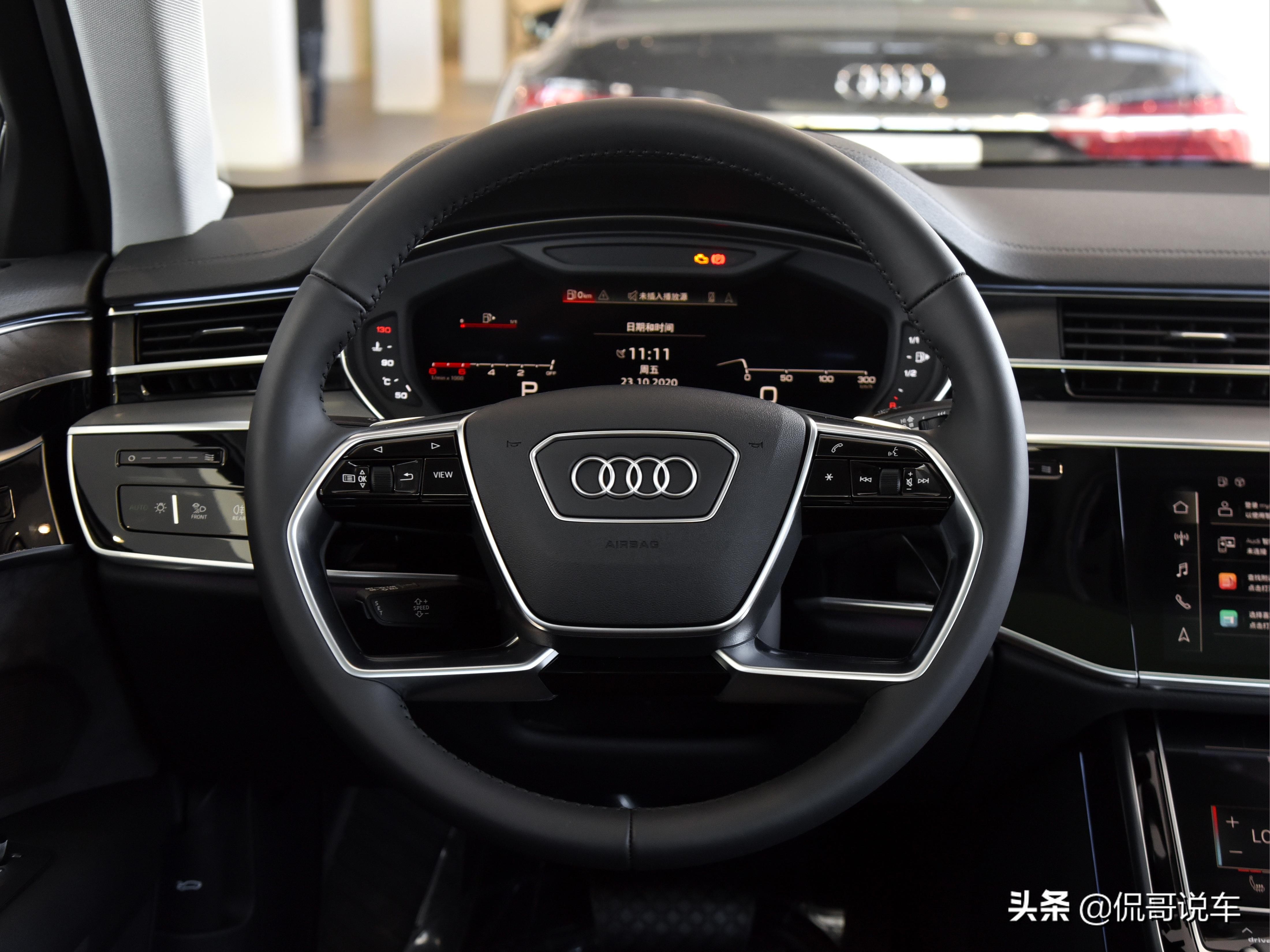 商务大气又相对低调,精致安静油耗不高,实拍奥迪a8l