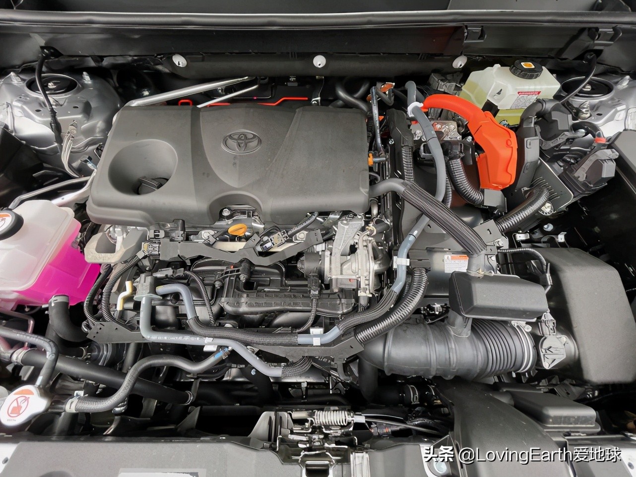 2021年丰田RAV4混合动力评测：为了省油的存在