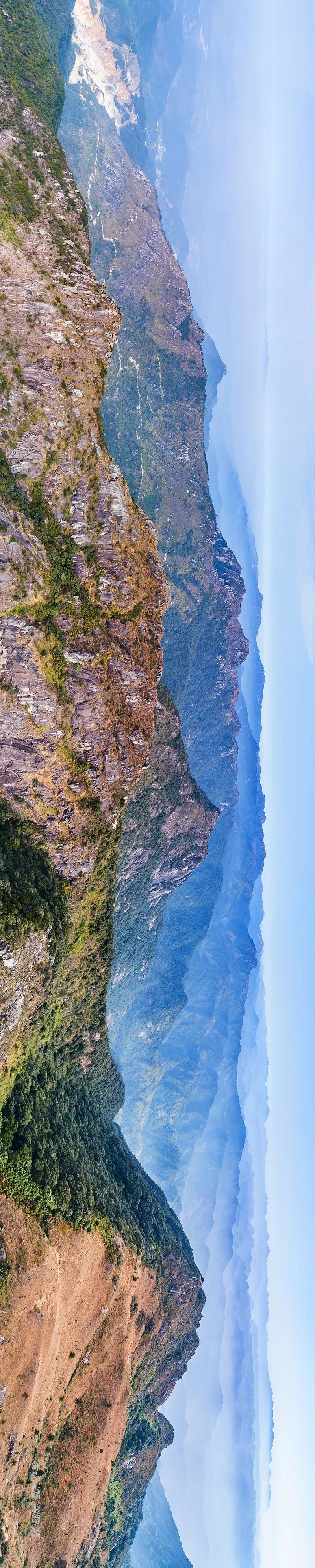 东岳是什么山(广东有座海拔1452米的东岳山，风景不输泰山却鲜为人知)